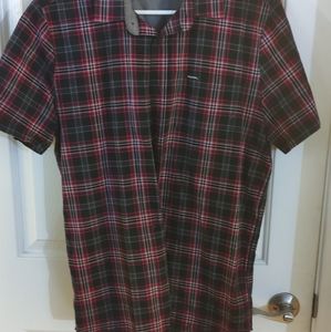Volcom red n black button down